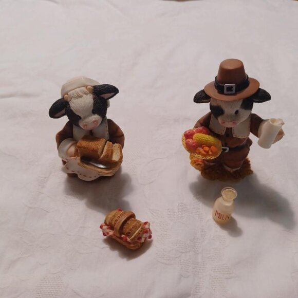 Enesco Mary Moo Thanksgiving Figurines - Picture 1 of 1